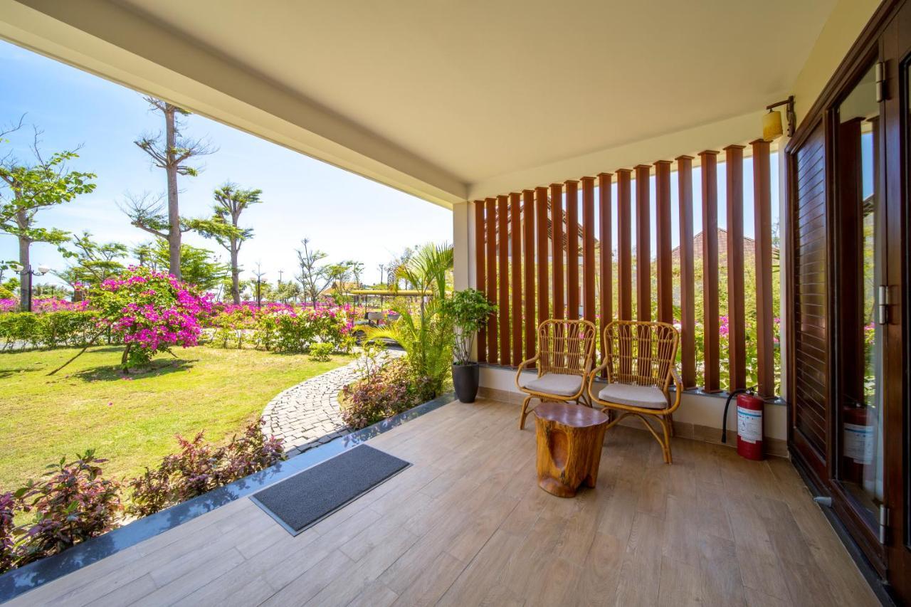 Sao Mai Beach Resort Туїхоа Екстер'єр фото