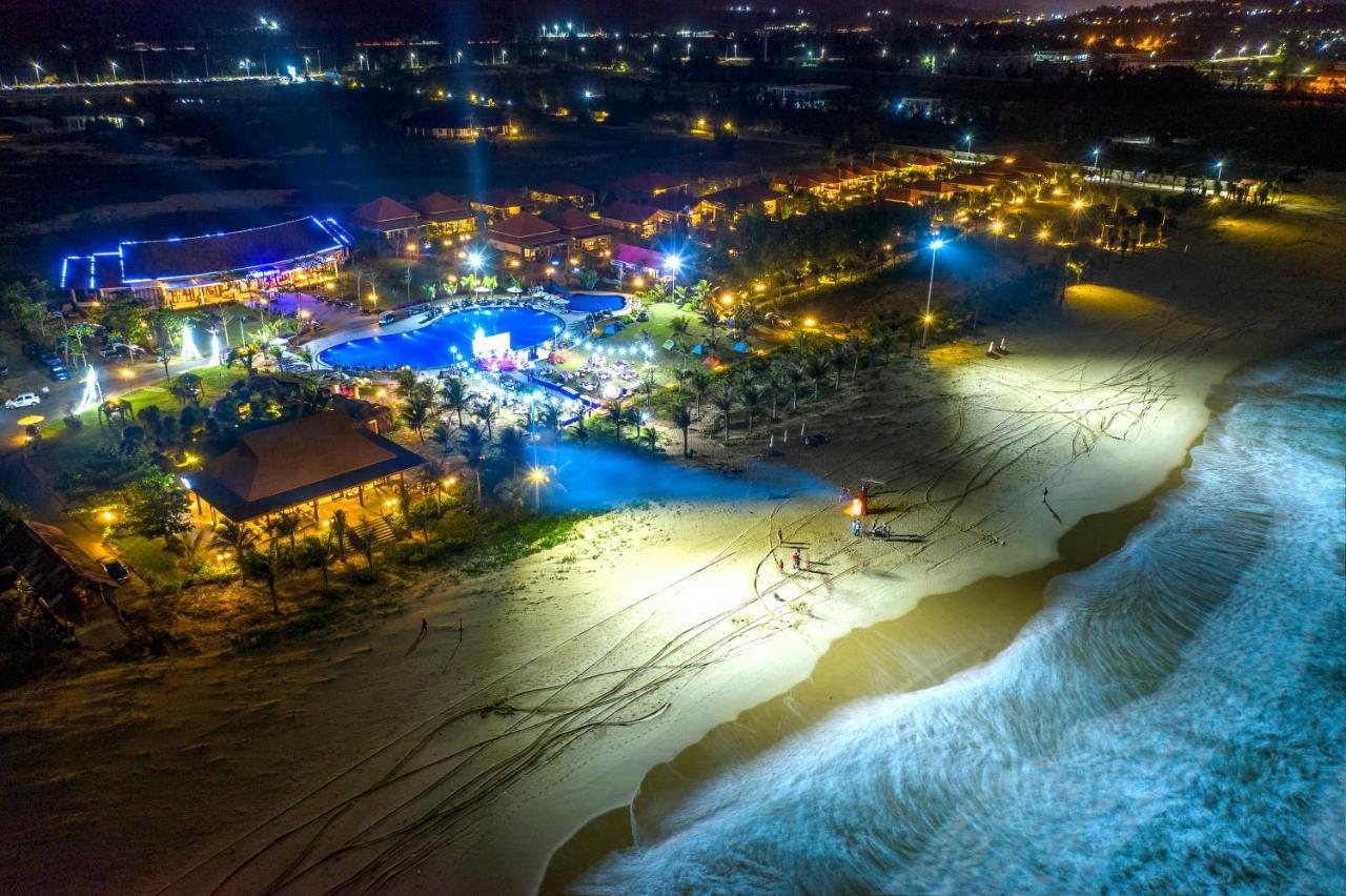 Sao Mai Beach Resort Туїхоа Екстер'єр фото