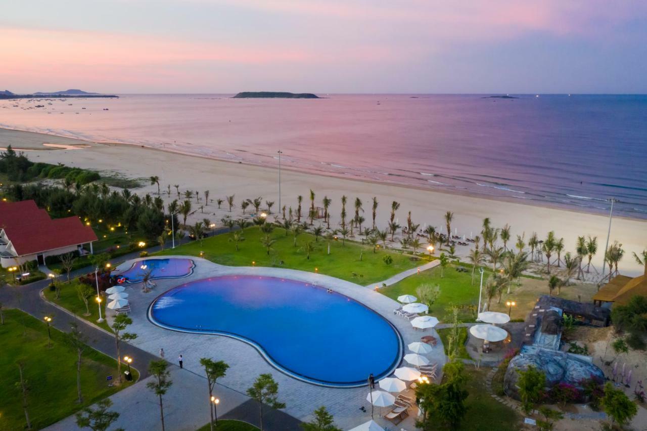 Sao Mai Beach Resort Туїхоа Екстер'єр фото